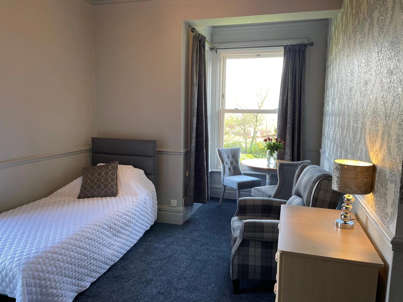care homes for dementia patients
